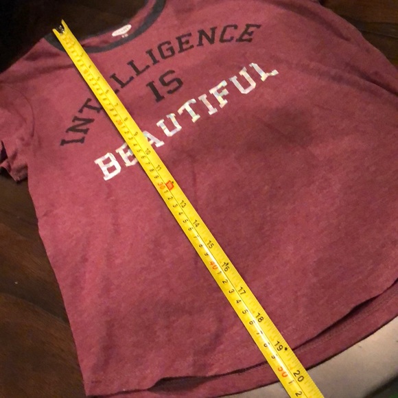 Old Navy “Intelligence Is Beautiful” Short Sleeved Grey Collar, Wine T-Shirt - Picture 6 of 7